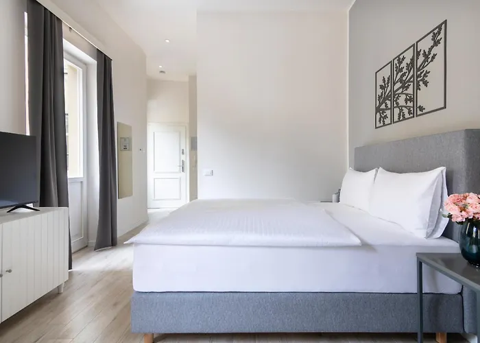 Kinsky Garden Apartments And Suites By Dwellfort Prague